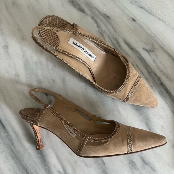 Manolo Blahnik Suede Slingback Pumps - Picture 3 of 5